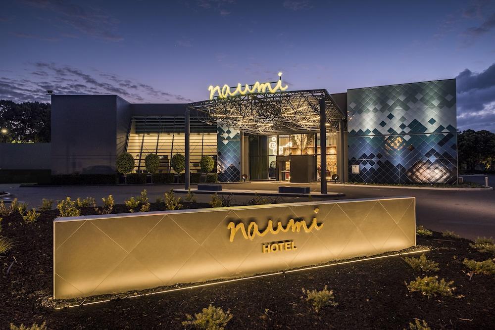 Naumi Auckland Airport Hotel Bagian luar foto