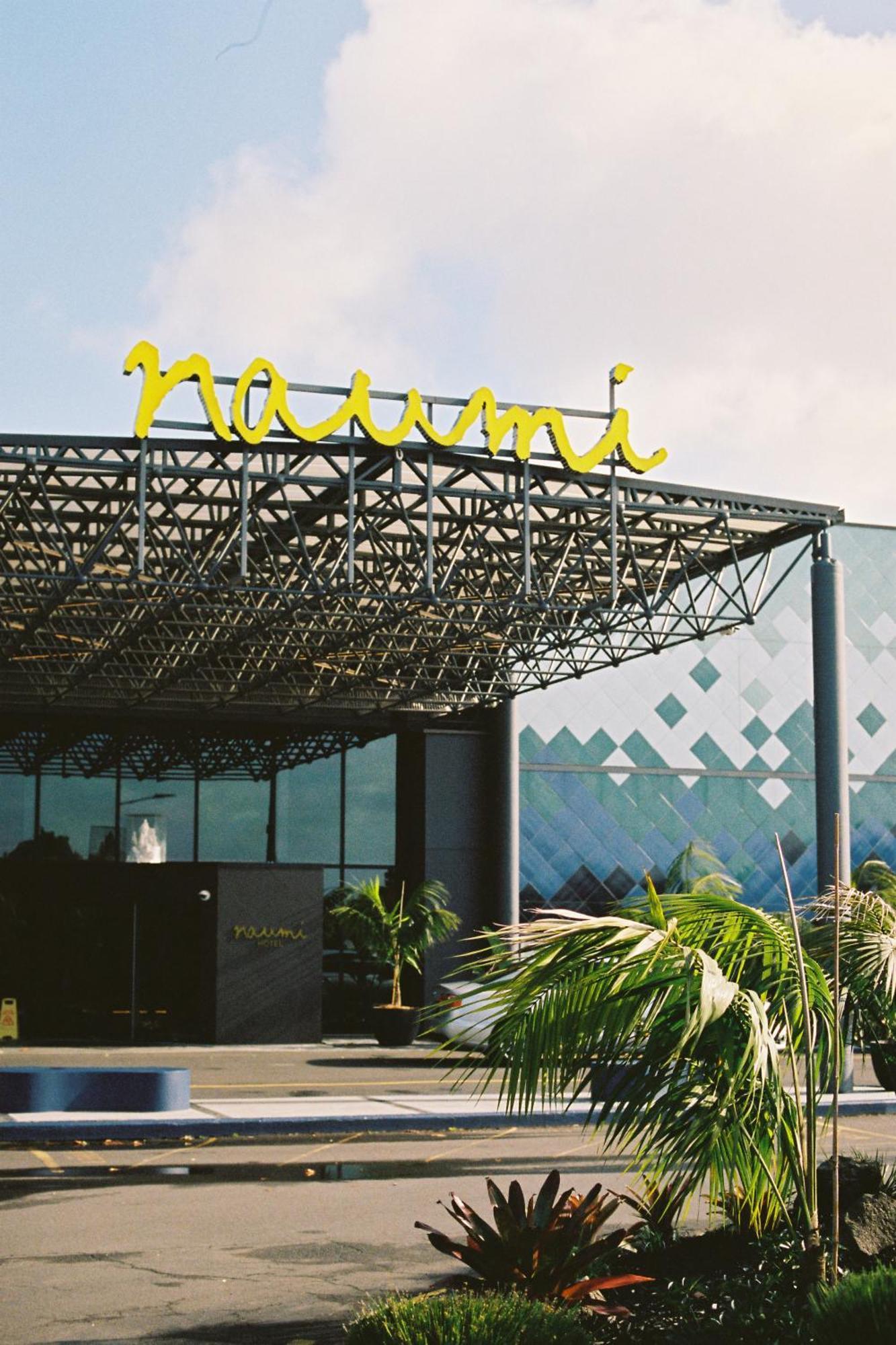 Naumi Auckland Airport Hotel Bagian luar foto