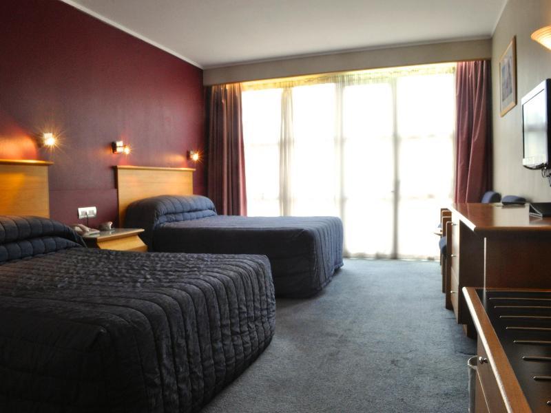 Naumi Auckland Airport Hotel Bagian luar foto